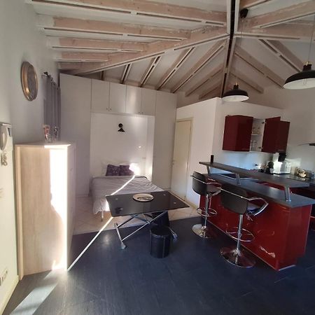 Appartement Studio Entre Mer Et Terre à Èze Extérieur photo